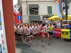 Partenza della 34a Maratona della Valle Intrasca