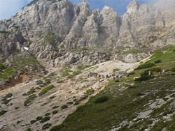 Con il CAI Verbano e CAI Schio alle Piccole Dolomiti: lungo la traversata del Cengio Alto