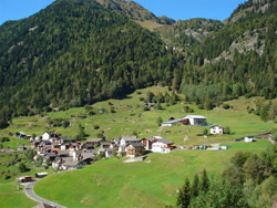 Il CAI Verbano in Val Leventina: tipico paese della Valle