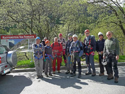 CAI Verbano - Via ferrata del Gabi: il gruppo degli escursionisti prima della partenza