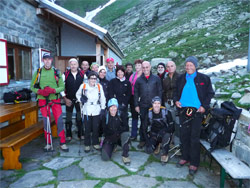CAI Verbano - escursione alpinistica all'Adula in Canton Ticino: partenza per la vetta di buon mattino