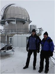19.01.2015 - Jungfraujoch 3500 m. Luca Mercalli (a destra) e il Prof Leuenberger dell’Università di Berna, responsabile della ricerca ad alta quota
