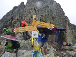 CAI Verbano - Trekking del Monte Bianco: Fenetre d’Arpette 2665 m, sotto la pioggia 