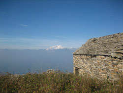 CAI Verbano - Traversata della Val Grande da Trontano a Scaredi: il Monte Rosa dall'Alpe Nava