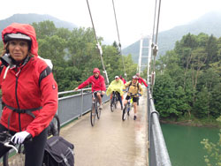 CAI Verbano: ciclo escursione Domodossola - Verbania: ponte pedonale sul  fiume Toce