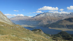 CAI Verbano - Escursione in Engadina, Lago e Passo Lunghin: il Lago di Sils e sullo sfondo Sils-Maria