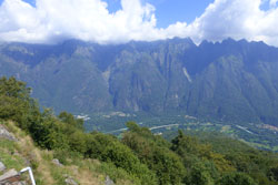 CAI Verbano - Alpeggi del versante est delle montagne di Ornavasso: vista sui Corni di Nibbio
