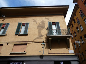 CAI Verbano: Trekking urbano a Bologna, con il CAI di Bologna: il balcone di Lucio Dalla